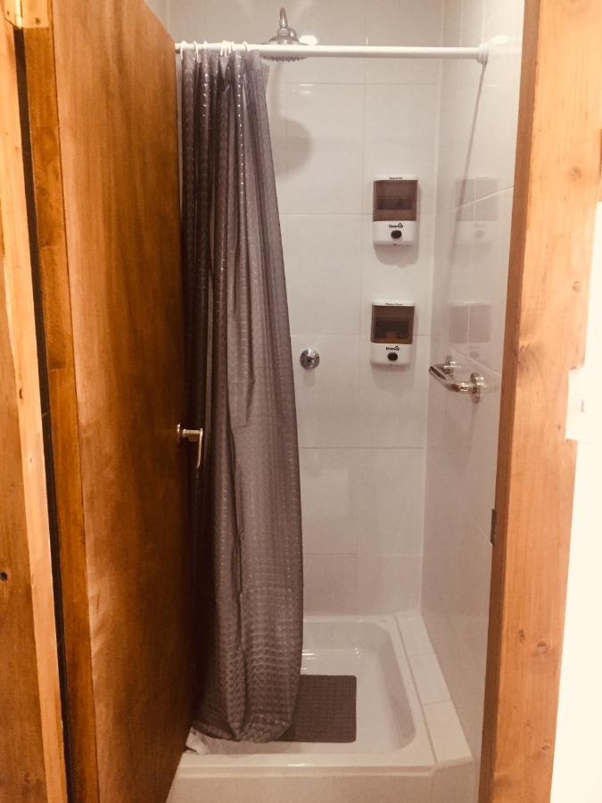 Hostal Esquina Patagonica コイハイケ エクステリア 写真
