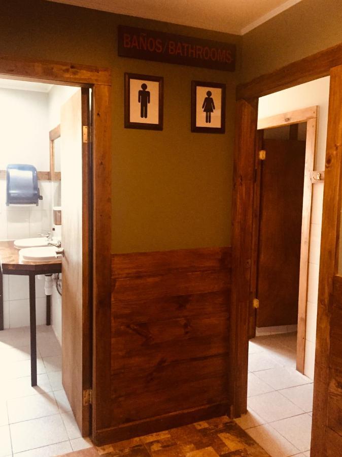 Hostal Esquina Patagonica コイハイケ エクステリア 写真