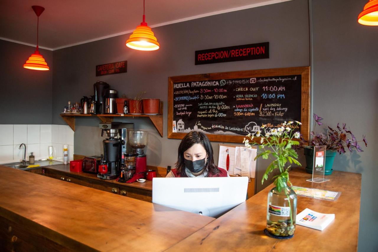 Hostal Esquina Patagonica コイハイケ エクステリア 写真
