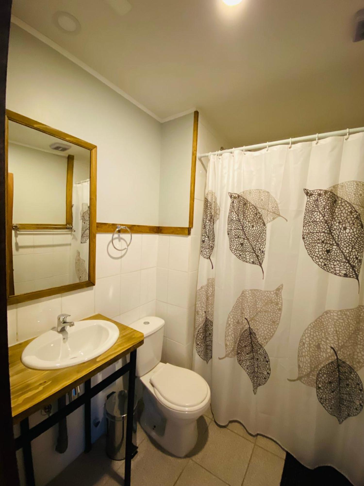 Hostal Esquina Patagonica コイハイケ エクステリア 写真