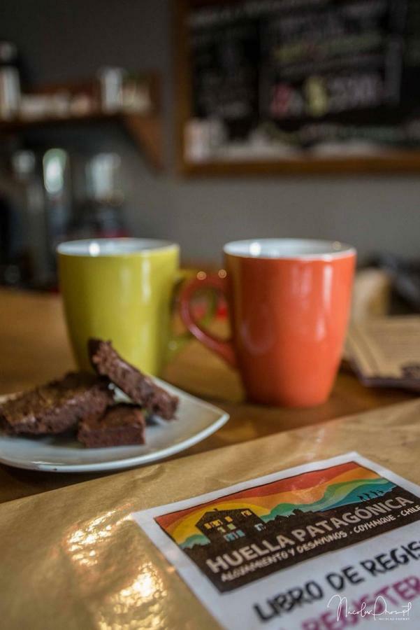 Hostal Esquina Patagonica コイハイケ エクステリア 写真