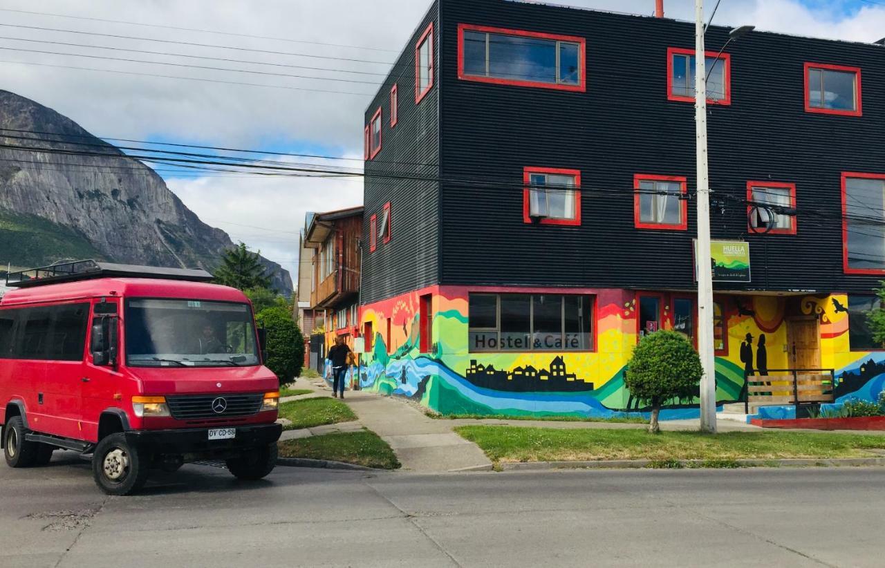 Hostal Esquina Patagonica コイハイケ エクステリア 写真